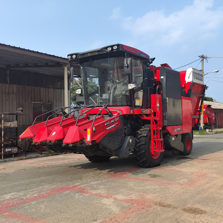 中聯收獲2025款4YZ-4B型自走式玉米收獲機