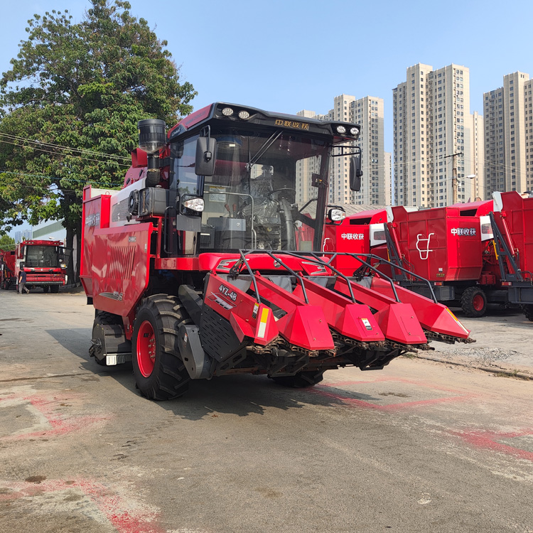 中聯收獲2025款4YZ-4B型自走式玉米收獲機