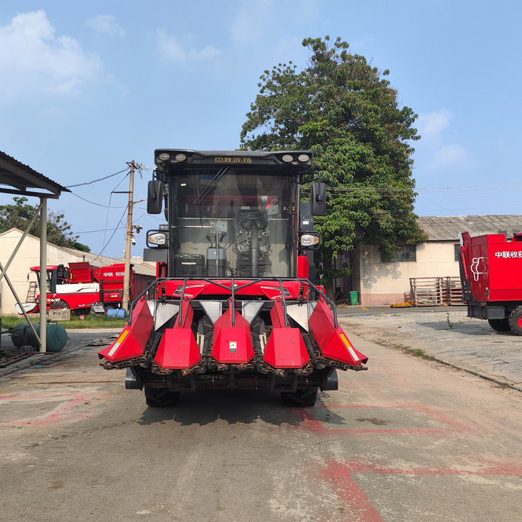 中聯收獲2025款4YZ-4B型自走式玉米收獲機