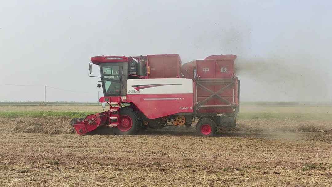 遼寧阜新薛師傅:品質好,服務優,中聯收獲性價比就是高 1751540747384100.png